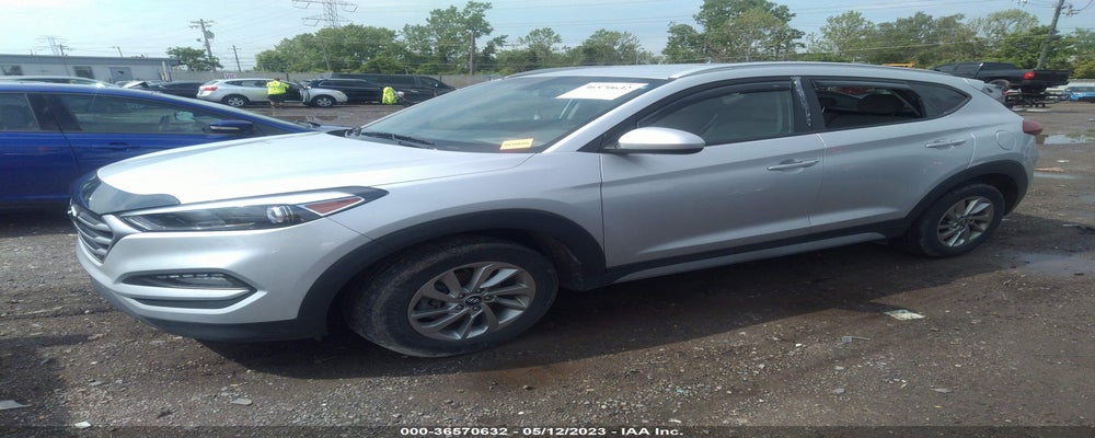 KM8J3CA43JU676673 2018 HYUNDAI TUCSON photo no. 2