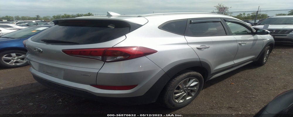 KM8J3CA43JU676673 2018 HYUNDAI TUCSON photo no. 4