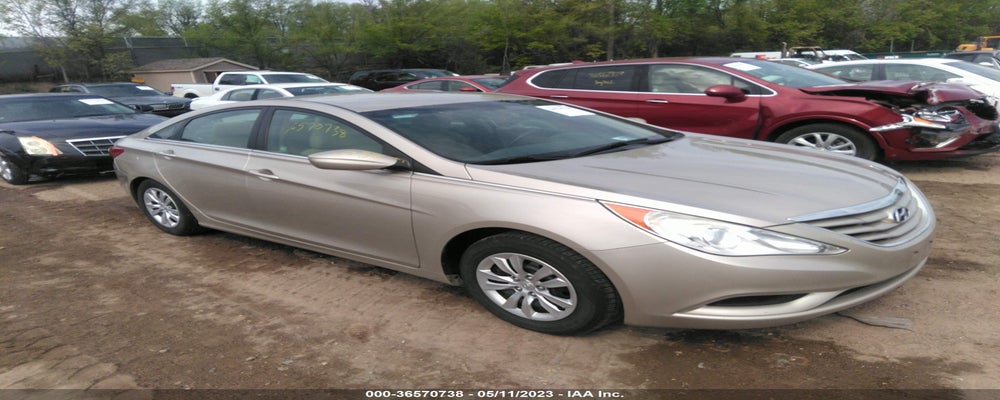 5NPEB4AC2BH073053 2011 HYUNDAI SONATA photo no. 1