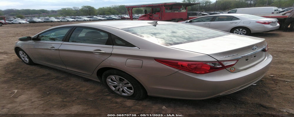 5NPEB4AC2BH073053 2011 HYUNDAI SONATA photo no. 3