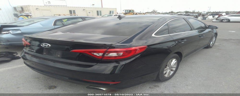 5NPE24AFXHH558155 2017 HYUNDAI SONATA photo no. 4