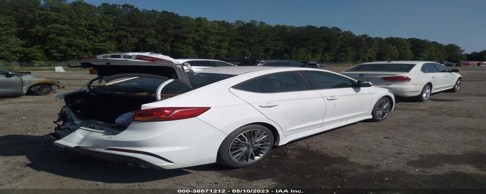 KMHD04LB8JU447705 2018 HYUNDAI ELANTRA photo no. 4