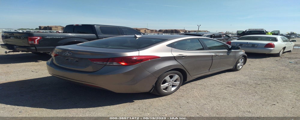 5NPDH4AE1DH271475 2013 HYUNDAI ELANTRA photo no. 4