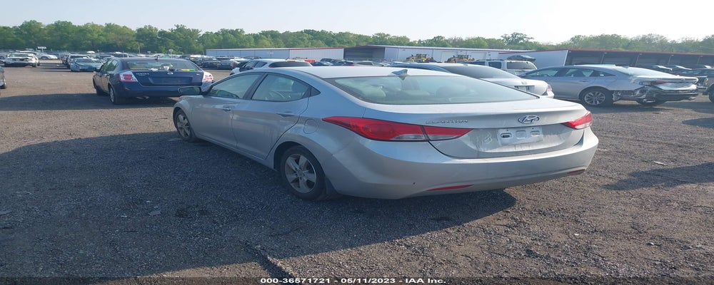 5NPDH4AE0DH302201 2013 HYUNDAI ELANTRA photo no. 3
