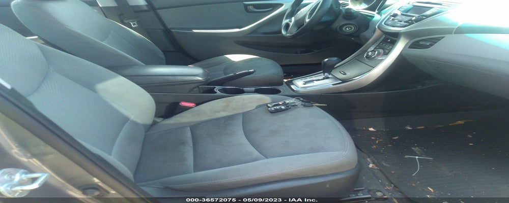 5NPDH4AE8DH330490 2013 HYUNDAI ELANTRA photo no. 5