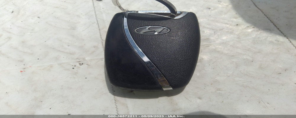 KM8SRDHF9FU105163 2015 HYUNDAI SANTA FE photo no. 11