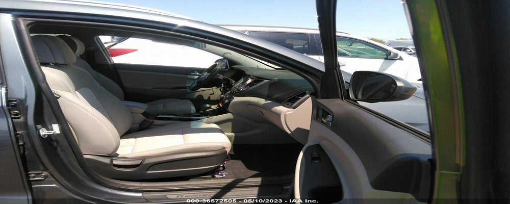 KM8J33A4XHU391480 2017 HYUNDAI TUCSON photo no. 5