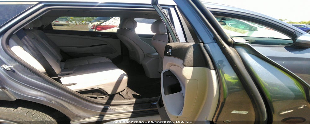 KM8J33A4XHU391480 2017 HYUNDAI TUCSON photo no. 8