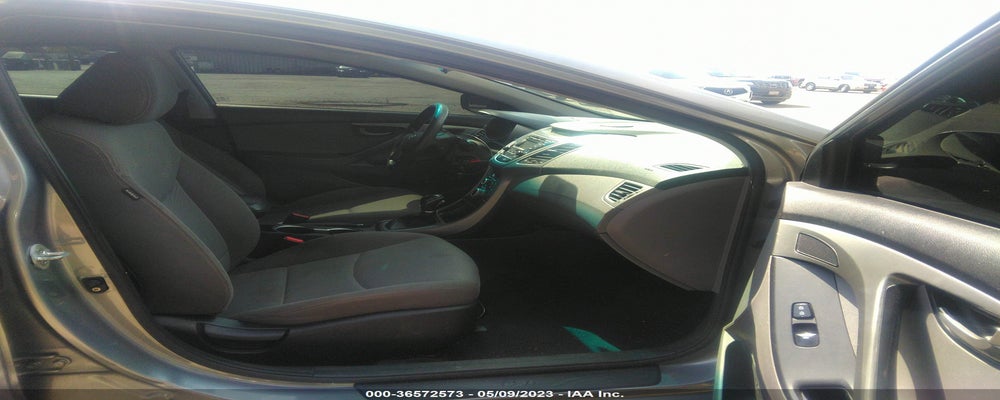 KMHDH4AE2GU532568 2016 HYUNDAI ELANTRA photo no. 5