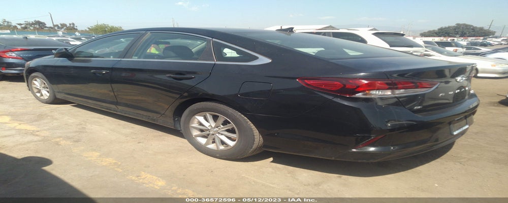 5NPE24AF7JH675813 2018 HYUNDAI SONATA photo no. 3