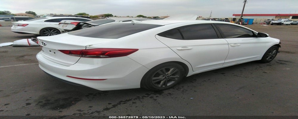 5NPD84LF4HH160480 2017 HYUNDAI ELANTRA photo no. 4