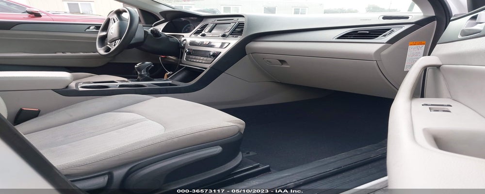 KMHE24L16GA040286 2016 HYUNDAI SONATA photo no. 5