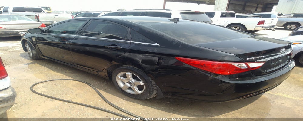 5NPEB4AC8DH595348 2013 HYUNDAI SONATA photo no. 3