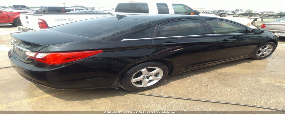 5NPEB4AC8DH595348 2013 HYUNDAI SONATA photo no. 4