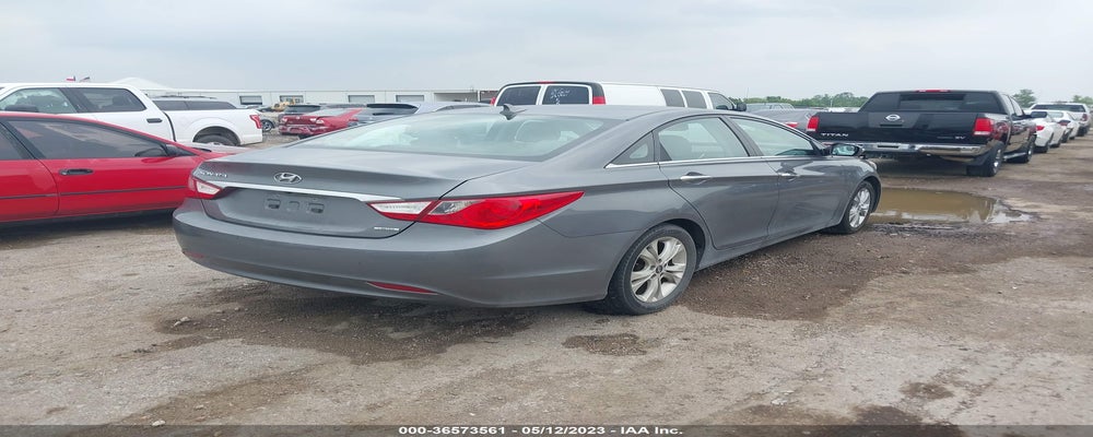 5NPEC4AC6BH236722 2011 HYUNDAI SONATA photo no. 4