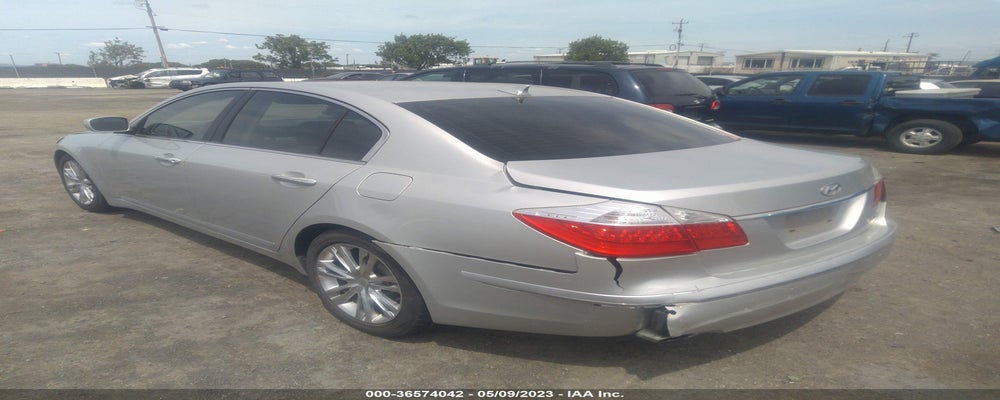 KMHGC4DE3BU142255 2011 HYUNDAI GENESIS photo no. 3