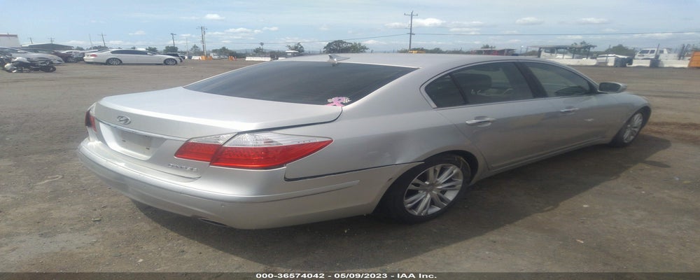 KMHGC4DE3BU142255 2011 HYUNDAI GENESIS photo no. 4