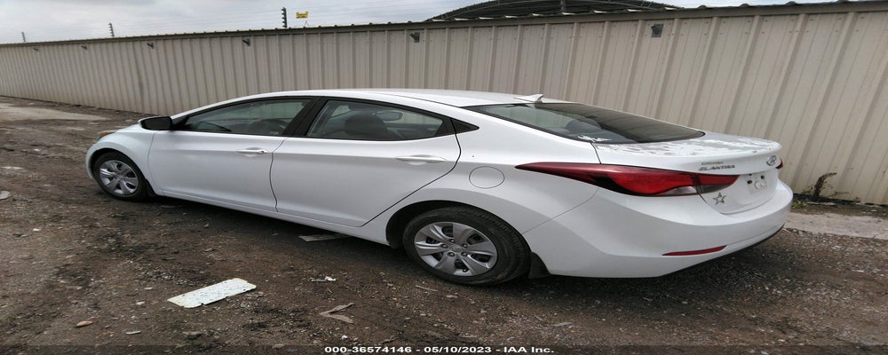 5NPDH4AE0GH668793 2016 HYUNDAI ELANTRA photo no. 3