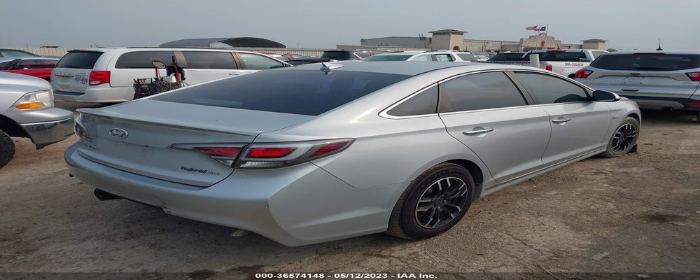 KMHE24L11HA059202 2017 HYUNDAI SONATA HYBRID photo no. 4