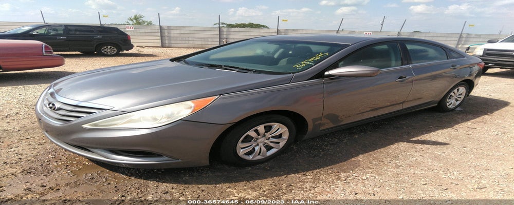 5NPEB4AC8BH041840 2011 HYUNDAI SONATA photo no. 2