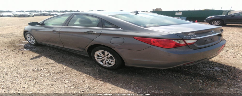 5NPEB4AC8BH041840 2011 HYUNDAI SONATA photo no. 3