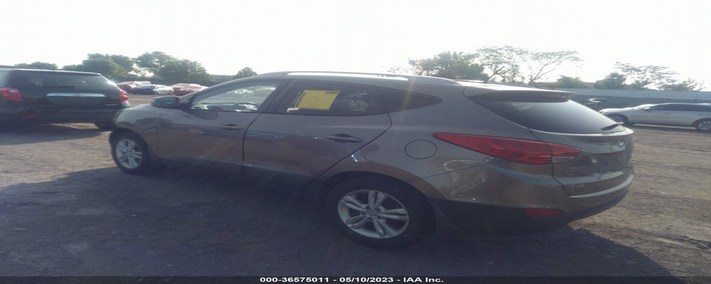 KM8JU3AC2BU292728 2011 HYUNDAI TUCSON photo no. 3