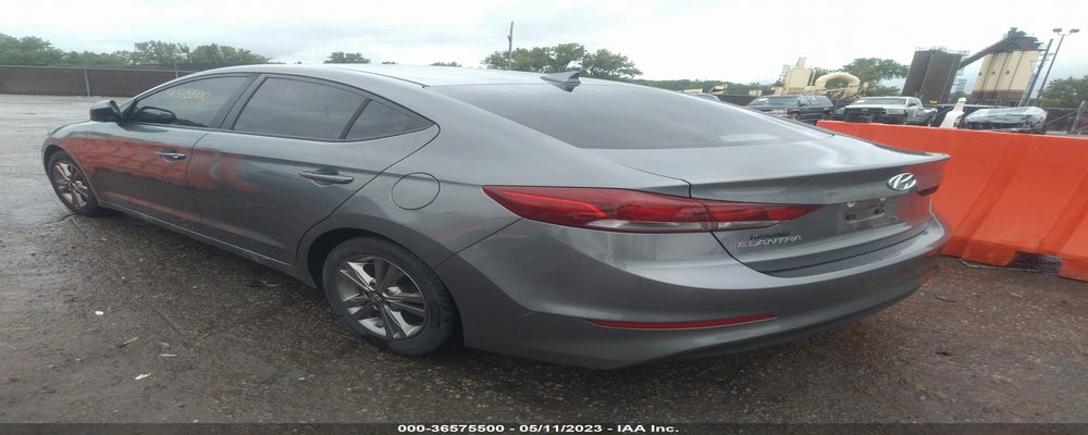 KMHD84LF7HU191899 2017 HYUNDAI ELANTRA photo no. 3