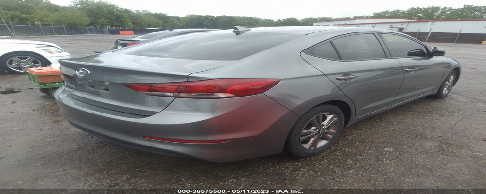 KMHD84LF7HU191899 2017 HYUNDAI ELANTRA photo no. 4