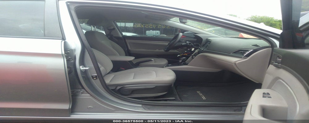 KMHD84LF7HU191899 2017 HYUNDAI ELANTRA photo no. 5