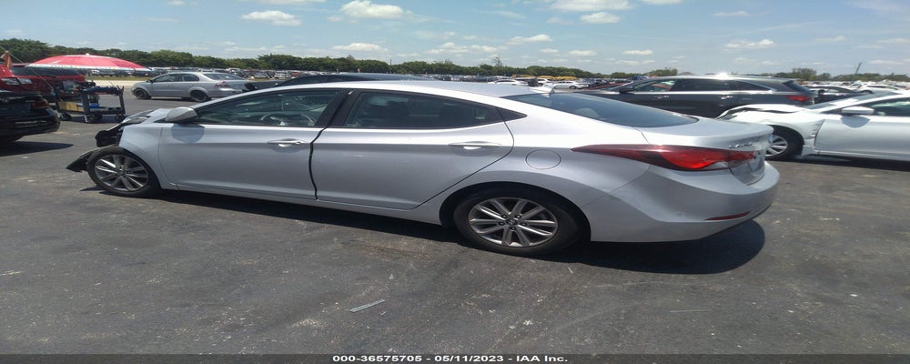 5NPDH4AE4FH621426 2015 HYUNDAI ELANTRA photo no. 3