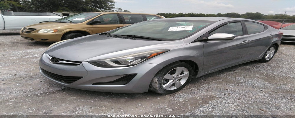 5NPDH4AE2FH564126 2015 HYUNDAI ELANTRA photo no. 2