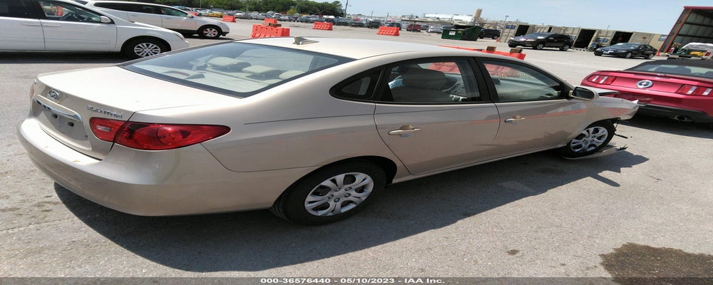 KMHDU4AD6AU131647 2010 HYUNDAI ELANTRA photo no. 4