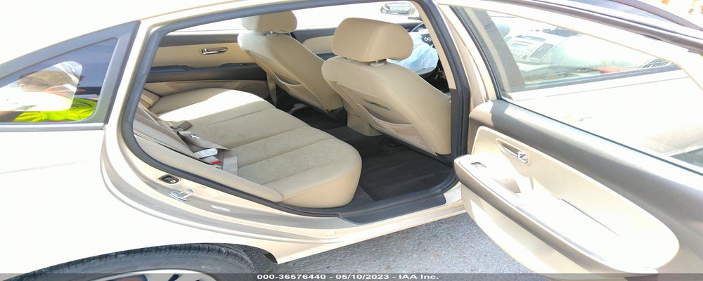KMHDU4AD6AU131647 2010 HYUNDAI ELANTRA photo no. 8