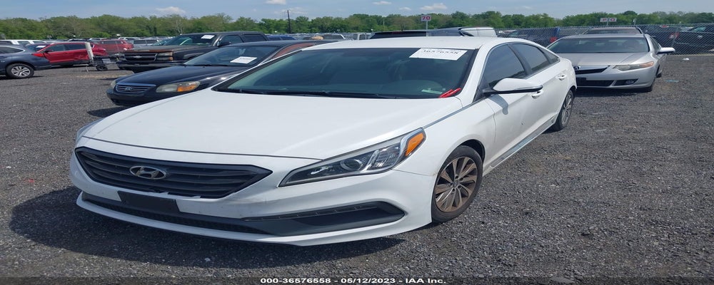 5NPE34AF4HH524502 2017 HYUNDAI SONATA photo no. 2