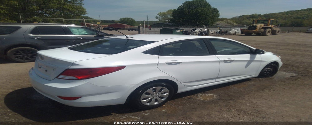 KMHCT4AE9HU321377 2017 HYUNDAI ACCENT photo no. 4
