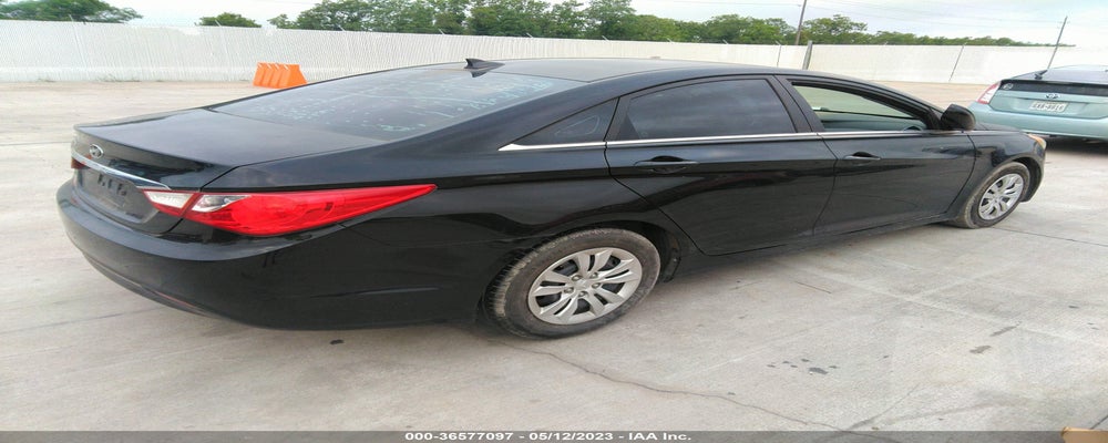 5NPEB4AC9DH559247 2013 HYUNDAI SONATA photo no. 4