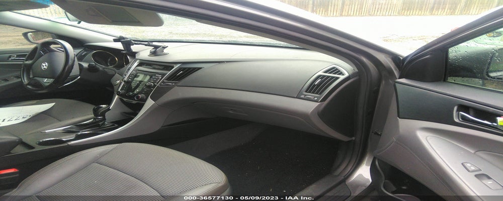 5NPEC4AC9BH121032 2011 HYUNDAI SONATA photo no. 5