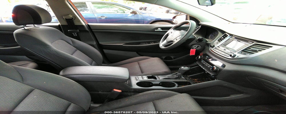 KM8J33A26HU421699 2017 HYUNDAI TUCSON photo no. 5