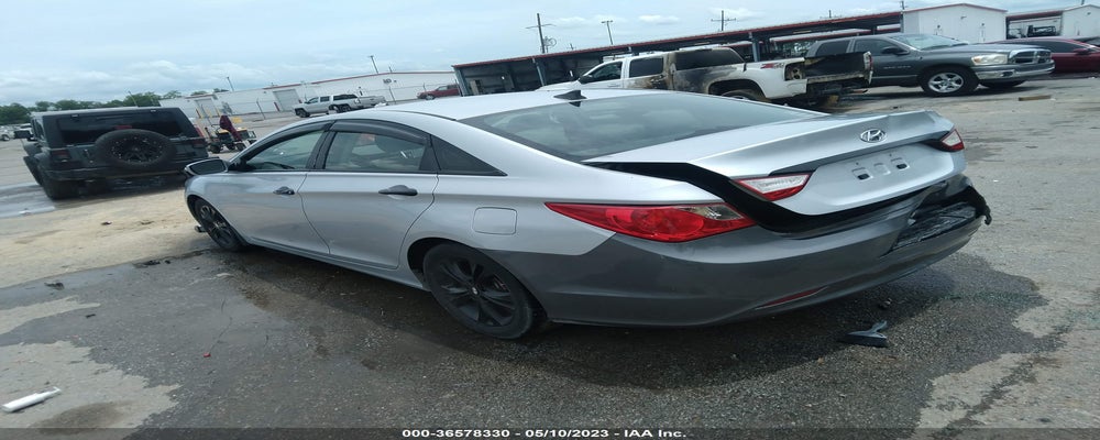 5NPEC4ACXDH552627 2013 HYUNDAI SONATA photo no. 3