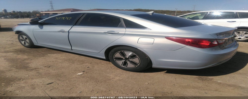 5NPEB4AC5DH597218 2013 HYUNDAI SONATA photo no. 3