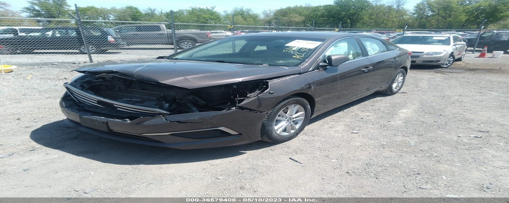 5NPE24AF8HH587511 2017 HYUNDAI SONATA photo no. 2