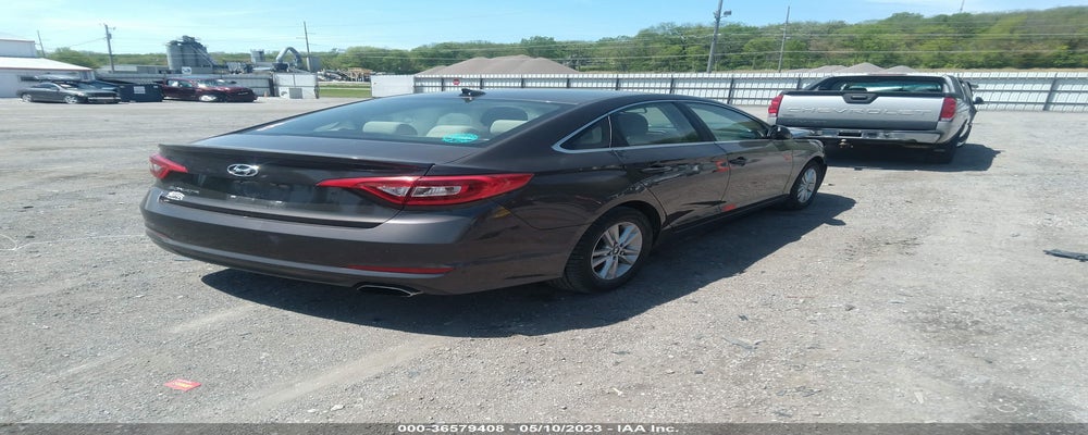 5NPE24AF8HH587511 2017 HYUNDAI SONATA photo no. 4