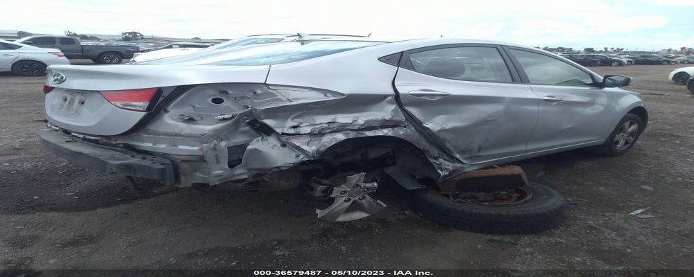 KMHDH4AE3DU554266 2013 HYUNDAI ELANTRA photo no. 4