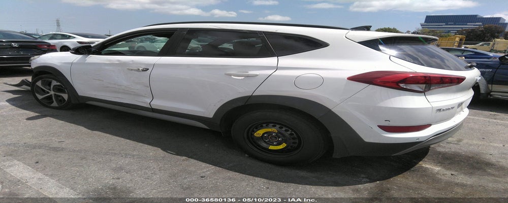 KM8J33A20JU701978 2018 HYUNDAI TUCSON photo no. 3