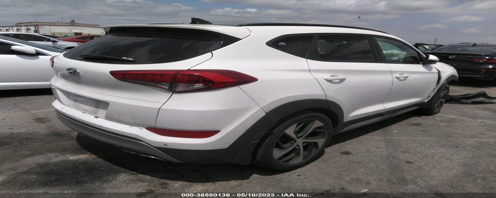 KM8J33A20JU701978 2018 HYUNDAI TUCSON photo no. 4
