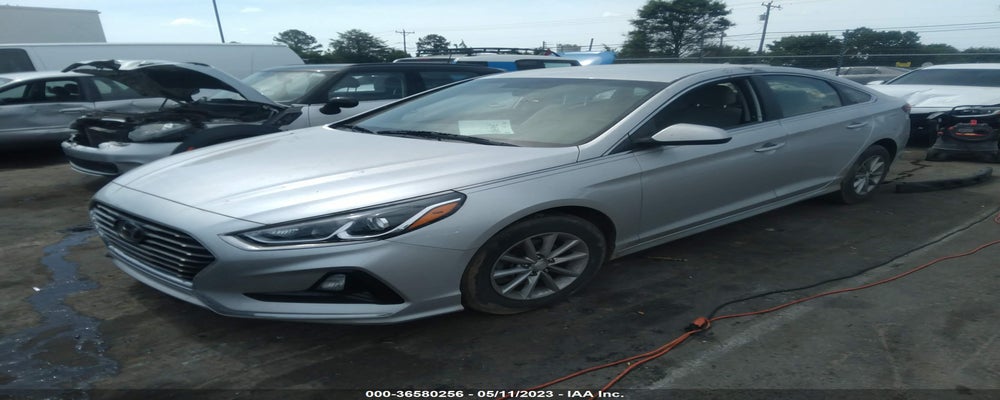 5NPE24AF8JH703876 2018 HYUNDAI SONATA photo no. 2