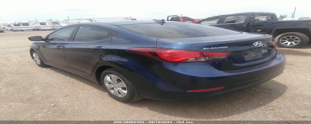 5NPDH4AEXGH747954 2016 HYUNDAI ELANTRA photo no. 3