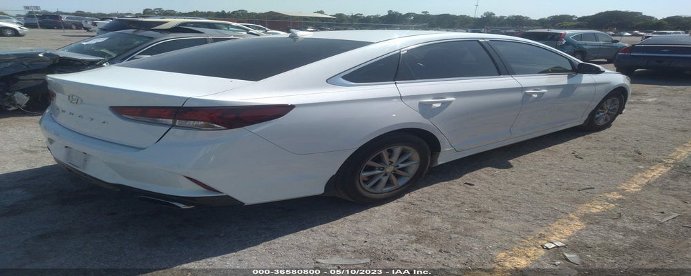 5NPE24AF4JH647192 2018 HYUNDAI SONATA photo no. 4