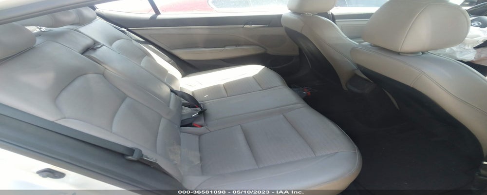 5NPD84LFXHH040201 2017 HYUNDAI ELANTRA photo no. 8
