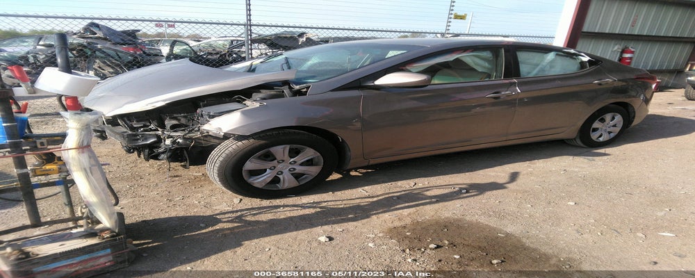 5NPDH4AE4GH688304 2016 HYUNDAI ELANTRA photo no. 2
